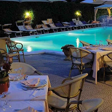 Antica Otel