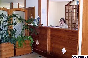 Otel Antica 3*