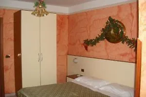 Antica Otel 3*