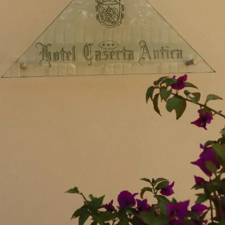 Antica 3* كازيرتا