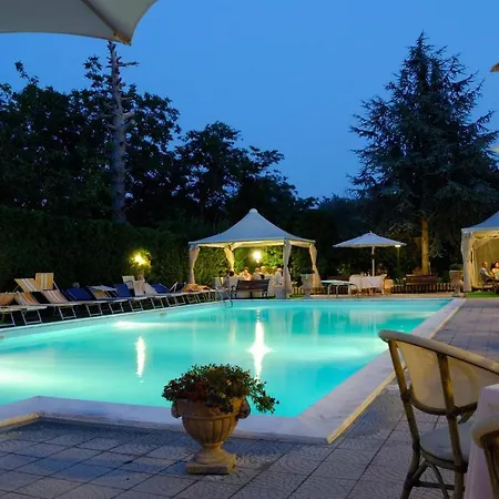 Antica 3* Казерта