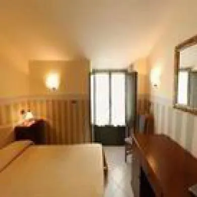 Otel Antica 3*